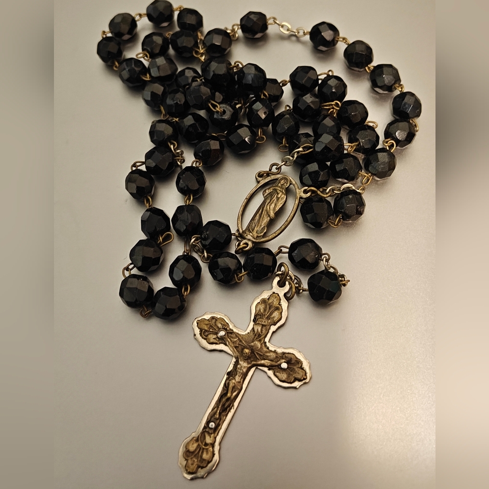 Vintage Black Hand Cut Crystal Glass Rosary Necklace